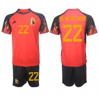 Belgien Charles De Ketelaere #22 Hjemmebanesæt Børn VM 2022 Kortærmet (+ Korte bukser)